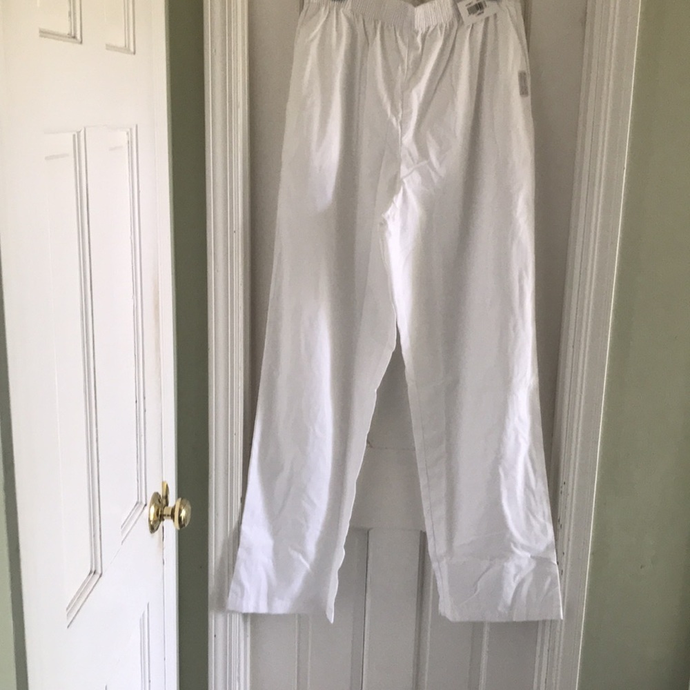 NWT ButterSoft Scrub Pants